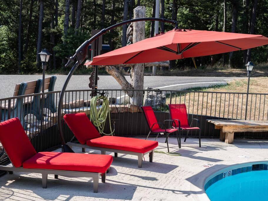 Stonegate Lodge Bed, Wifi, 50In Roku Tv, Salt Water Pool Room #109 Eureka Springs Exterior foto